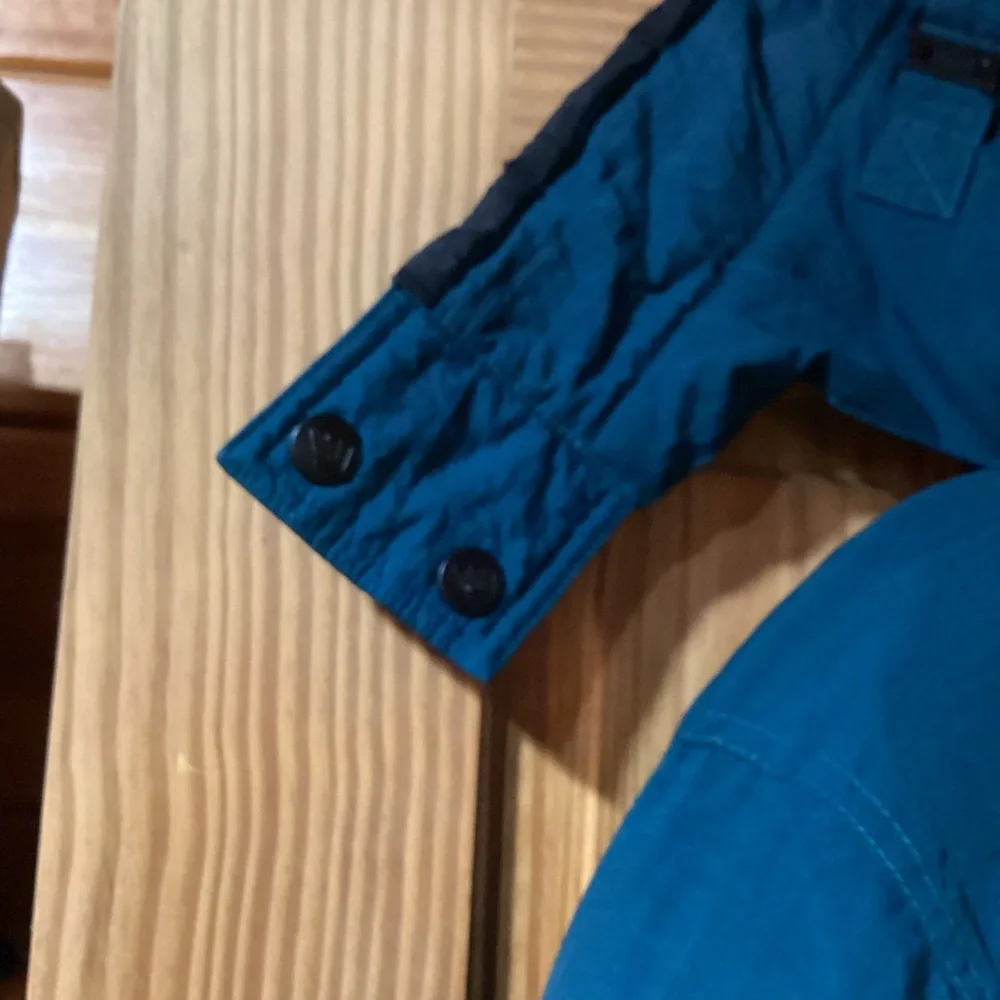 Toma Kids winter jacket in teal - size M (10-12)